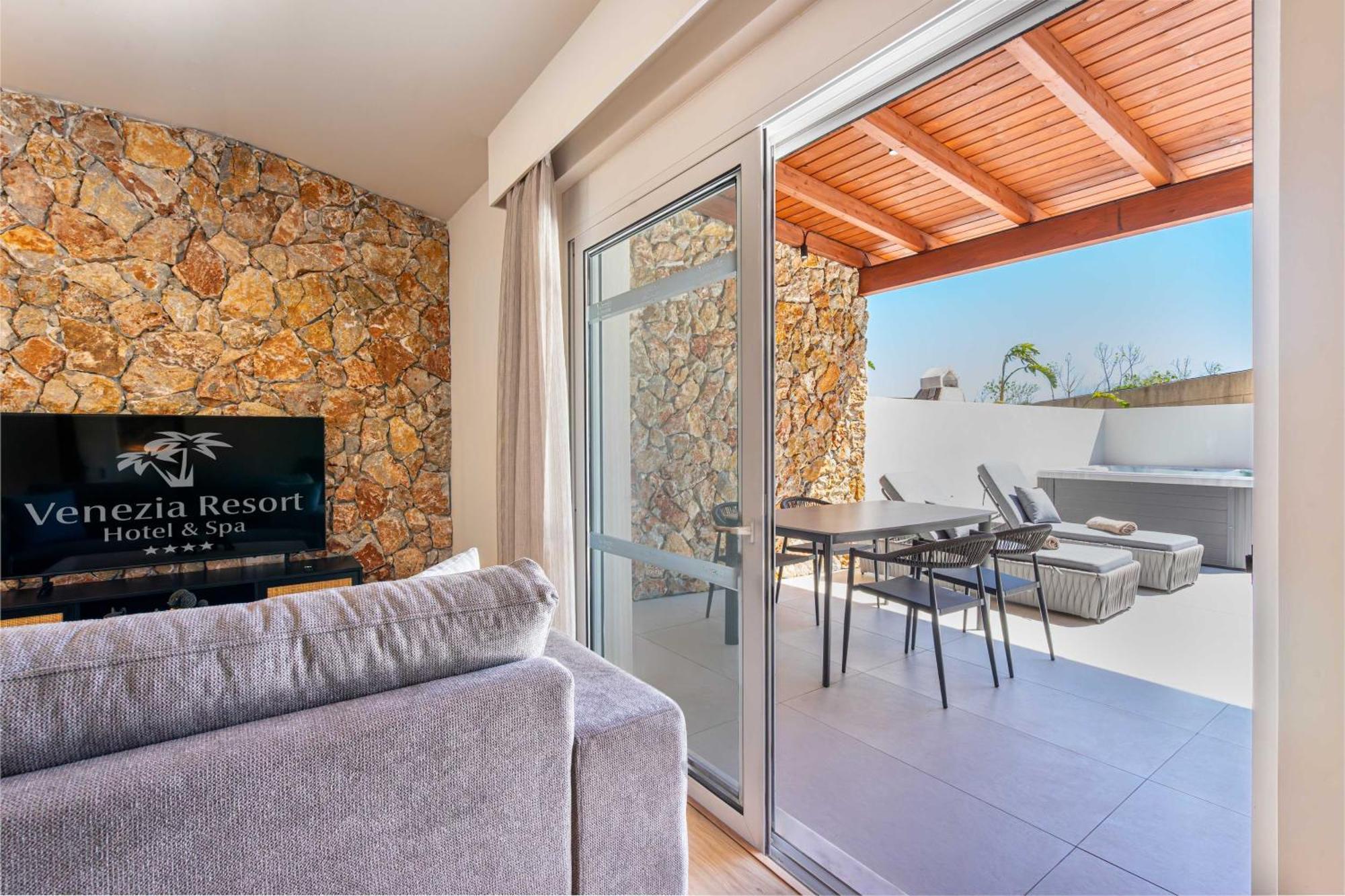 Venezia Luxury Living Villas, ファリラキ エクステリア 写真
