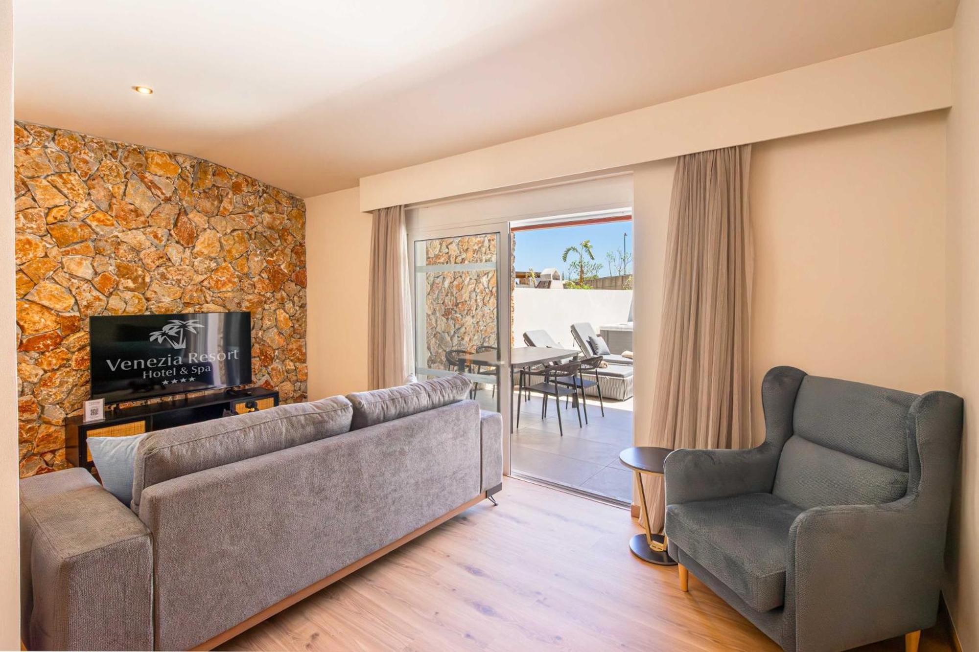 Venezia Luxury Living Villas, ファリラキ エクステリア 写真