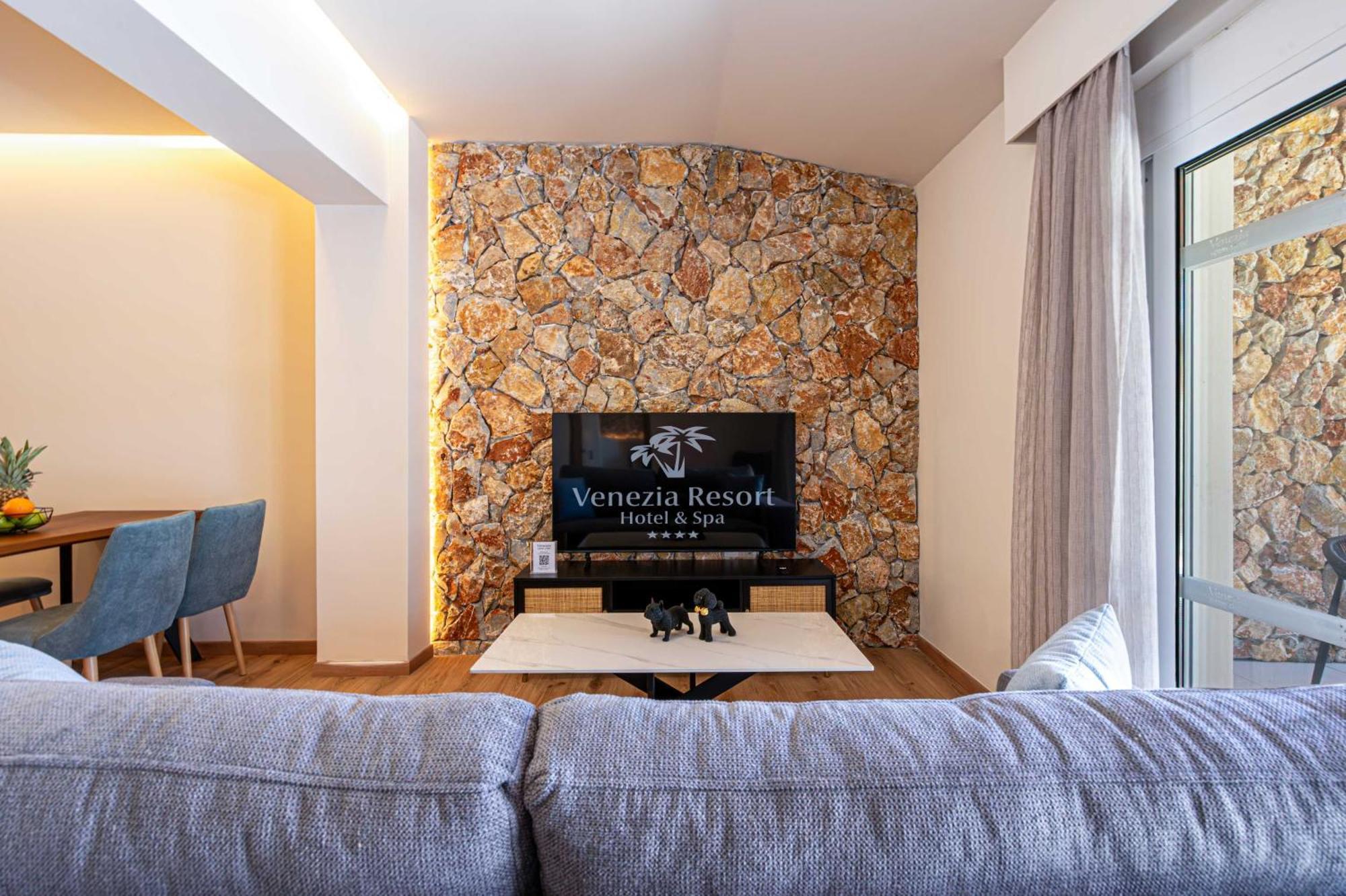 Venezia Luxury Living Villas, ファリラキ エクステリア 写真